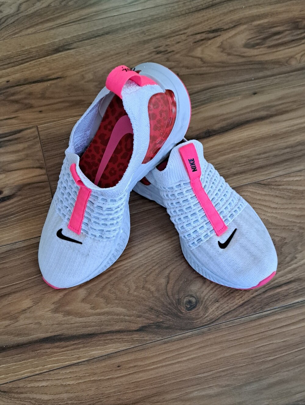 Nike React Phantom Run Flyknit 2 Slip-On Running Shoes